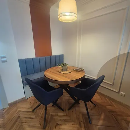 Apartment Luny Colony *