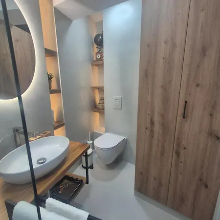 Apartment Luny Colony *